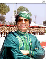 Gaddafi in 2001