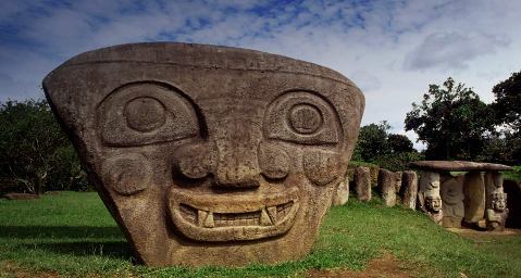 San Augustin statues.