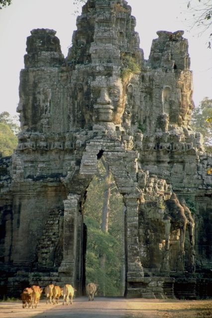 Angkor gateway.